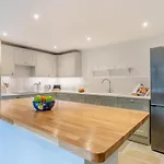 2 Bed In Oc-t34608 霍伊斯