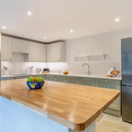 2 Bed In Oc-t34608 Hawes