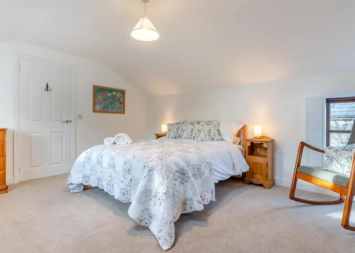 2 Bed In Oc-t34608 * Hawes